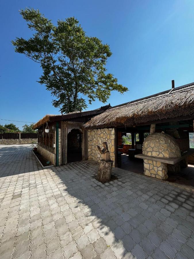 La Conac Hotel Nufaru Exterior foto